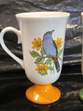 Vintage Fred Roberts Song Bird Footed Pedestal Tea/Coffee Mugs Set of 3 Japan